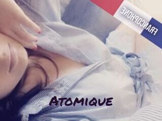 Atomique