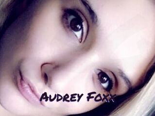 Audrey_Foxx