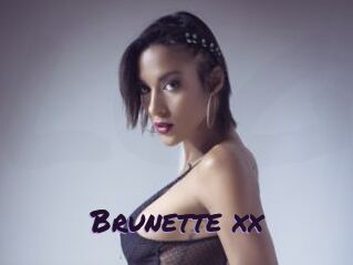 Brunette_xx