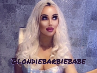 Blondiebarbiebabe