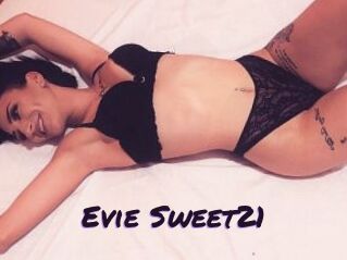 Evie_Sweet21