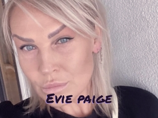 Evie_paige