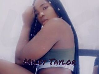 Miley_Taylor
