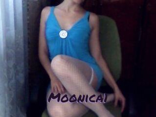 Moonica1