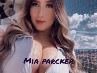 Mia_parcker