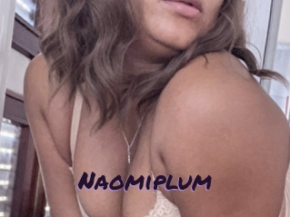 Naomiplum