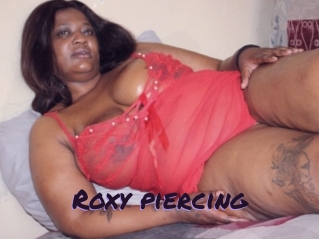 Roxy_piercing