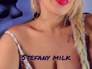 Stefany_milk