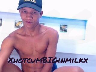 XhotcumBIGinmilkx